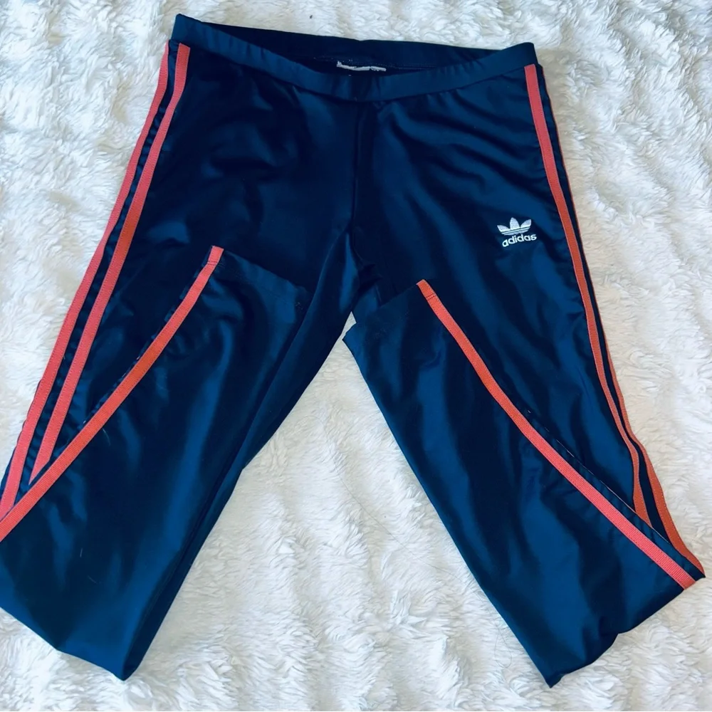 Adidas Multicolor Floral Track Suit with Red Accents - Picture 4 of 4